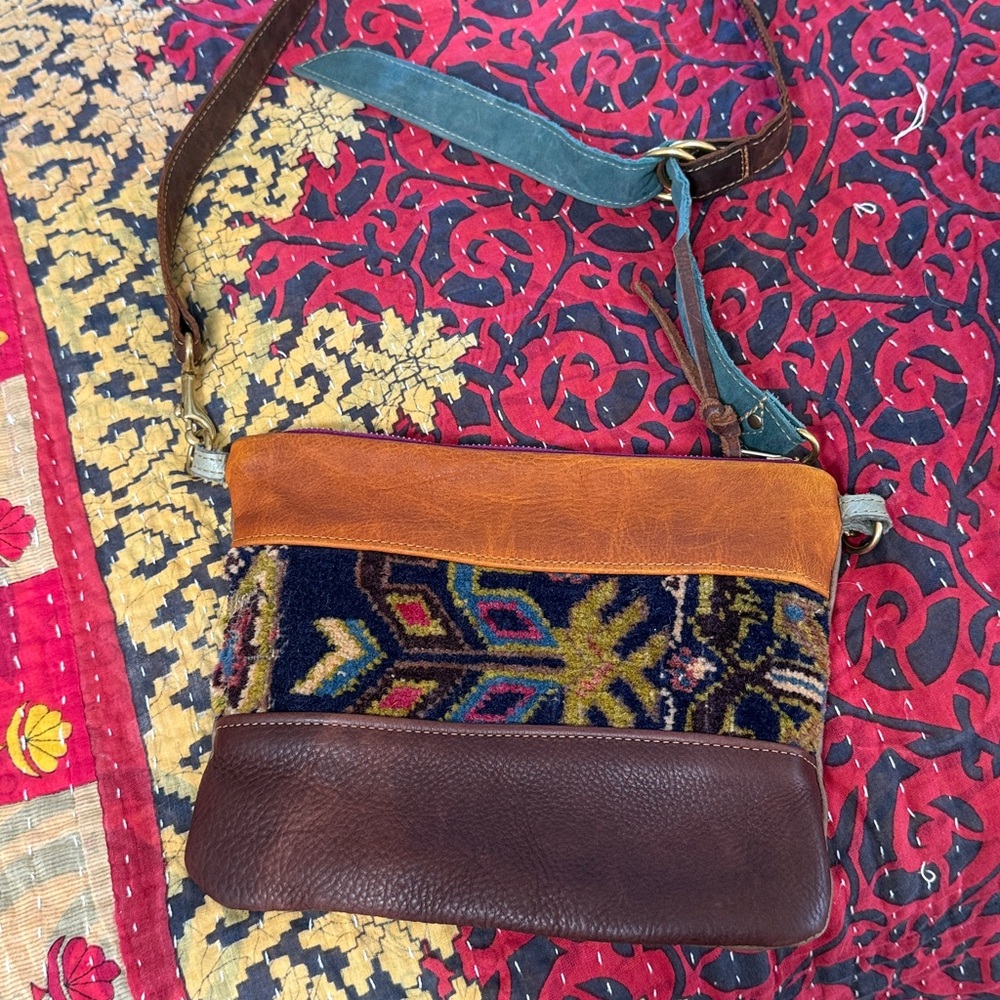 Rebyc crossbody bag